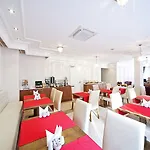 Aren Hotel 3*